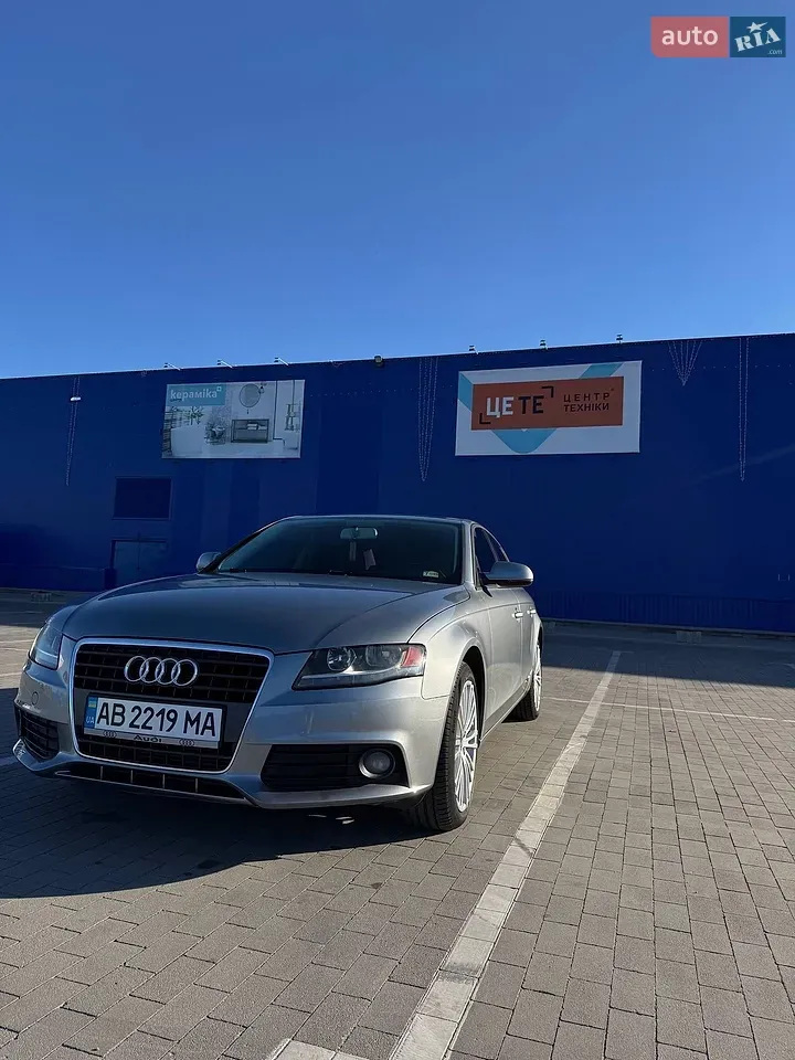 Audi A4 2010 photo 5