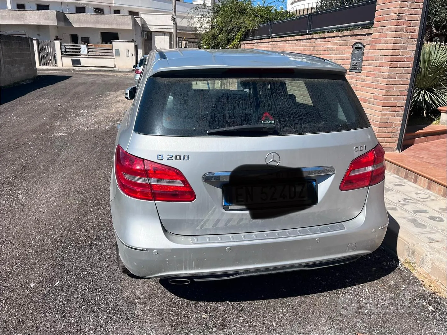 Mercedes-Benz B-Class 2012 photo 3