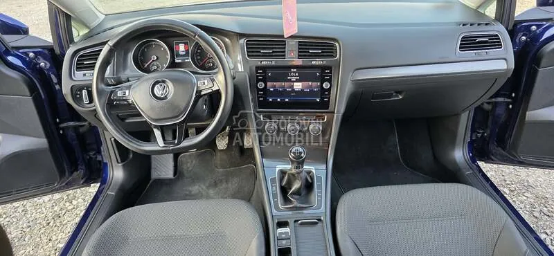 Volkswagen Golf 2017 photo 2