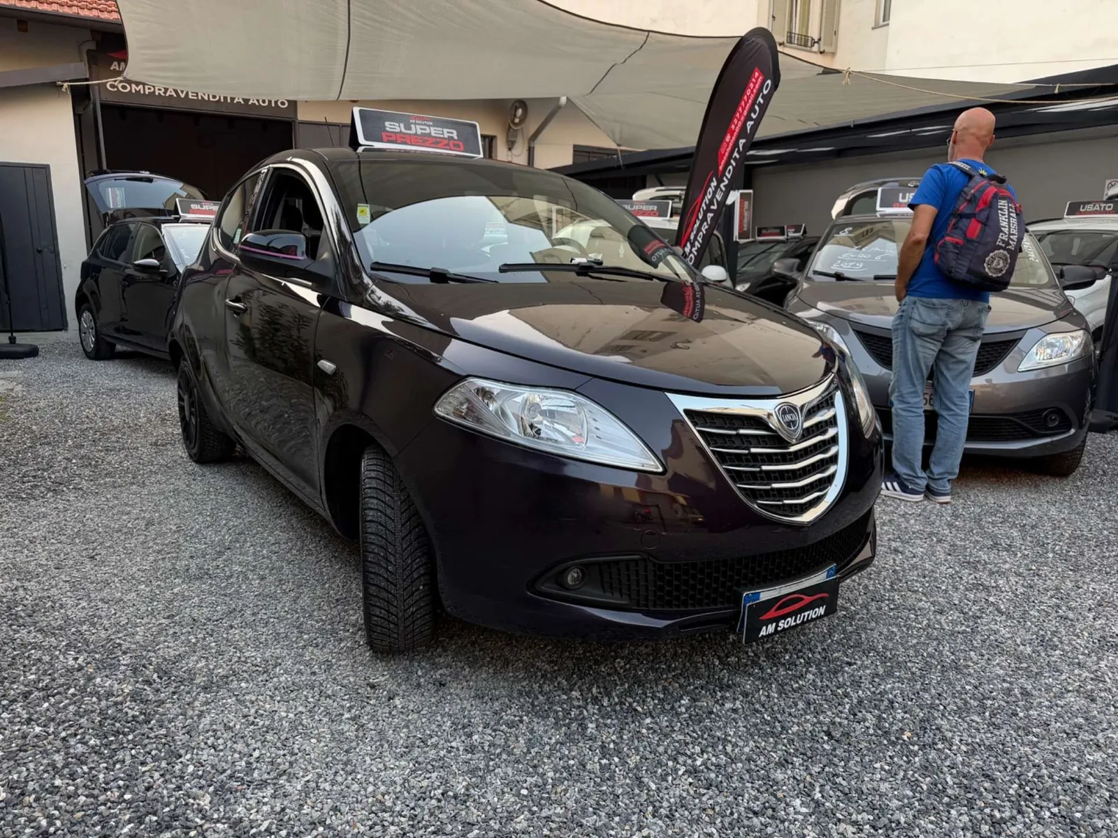 Lancia Ypsilon 2014 photo 2