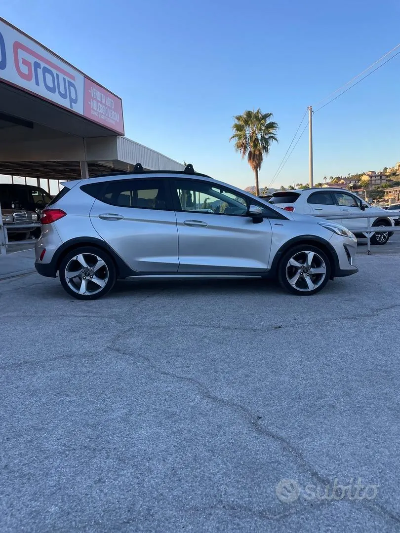 Ford Fiesta 2018 photo 3