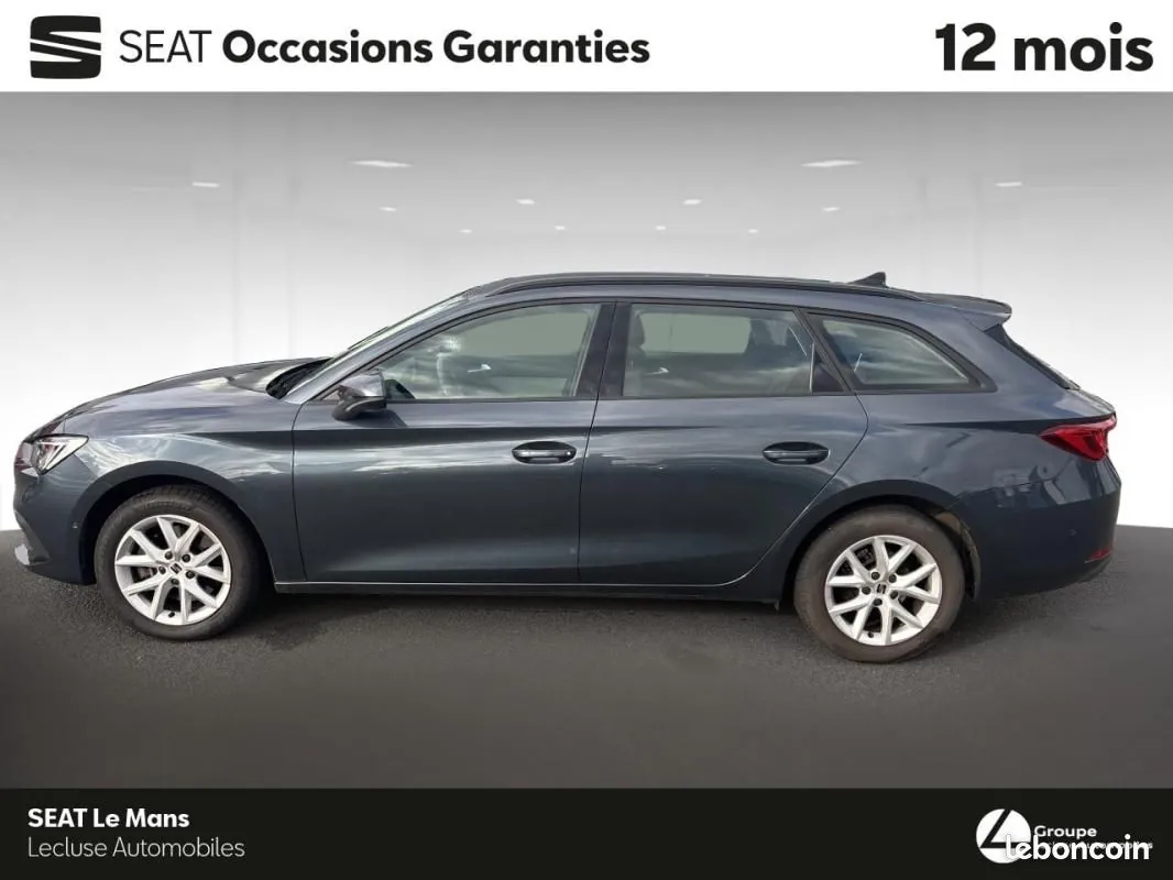 Seat Leon 2024 photo 2