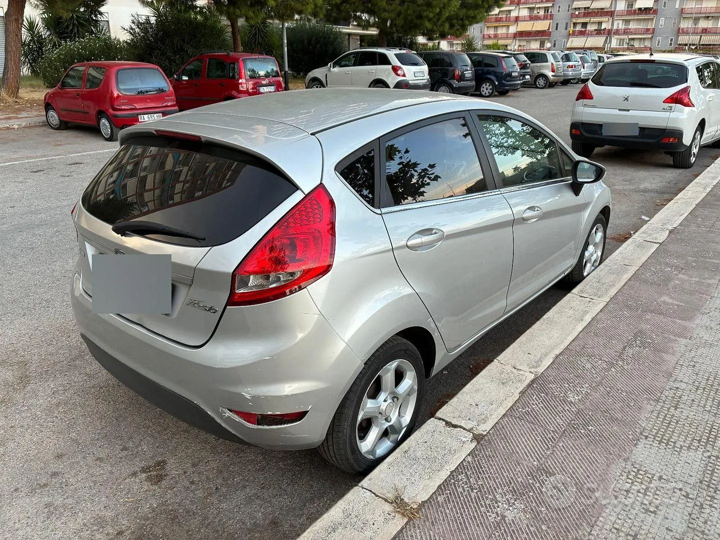 Ford Fiesta 2010 photo 3