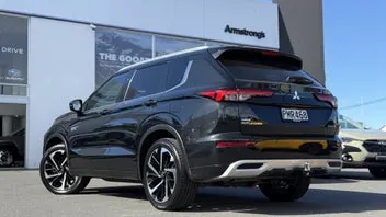 Mitsubishi Outlander 2022 photo 4