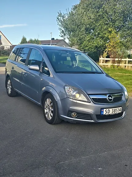 Opel Zafira 2007 photo 2
