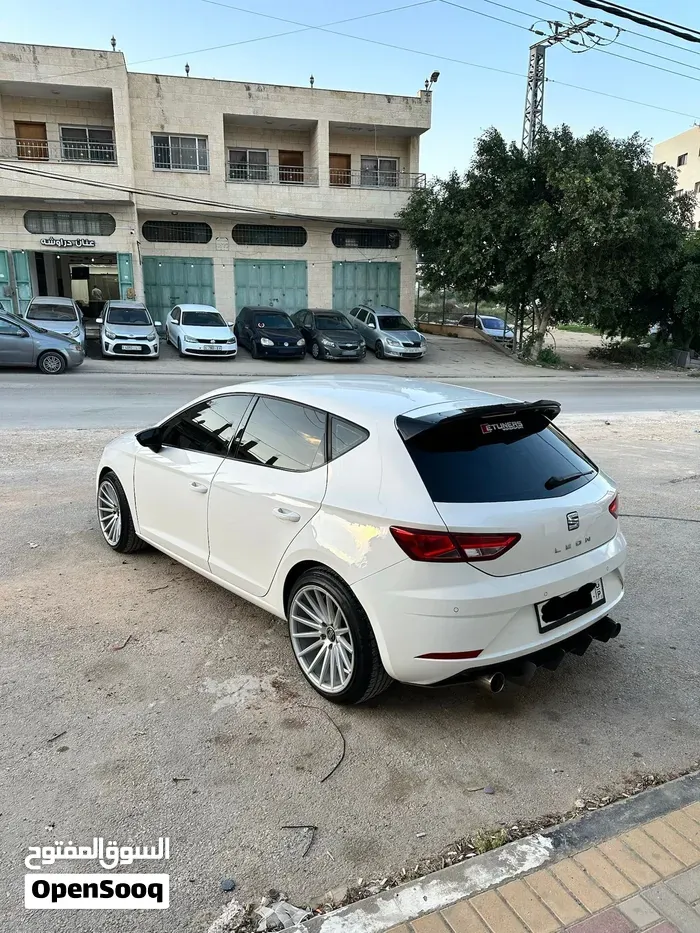 Seat Leon 2018 photo 2
