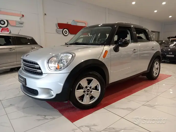 Mini Countryman 2015 photo 2