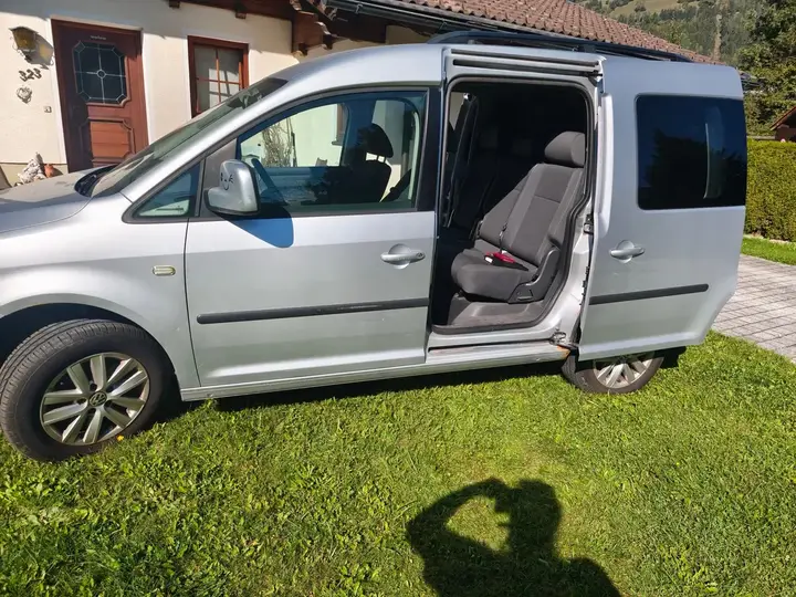 Volkswagen Caddy 2013 photo 3