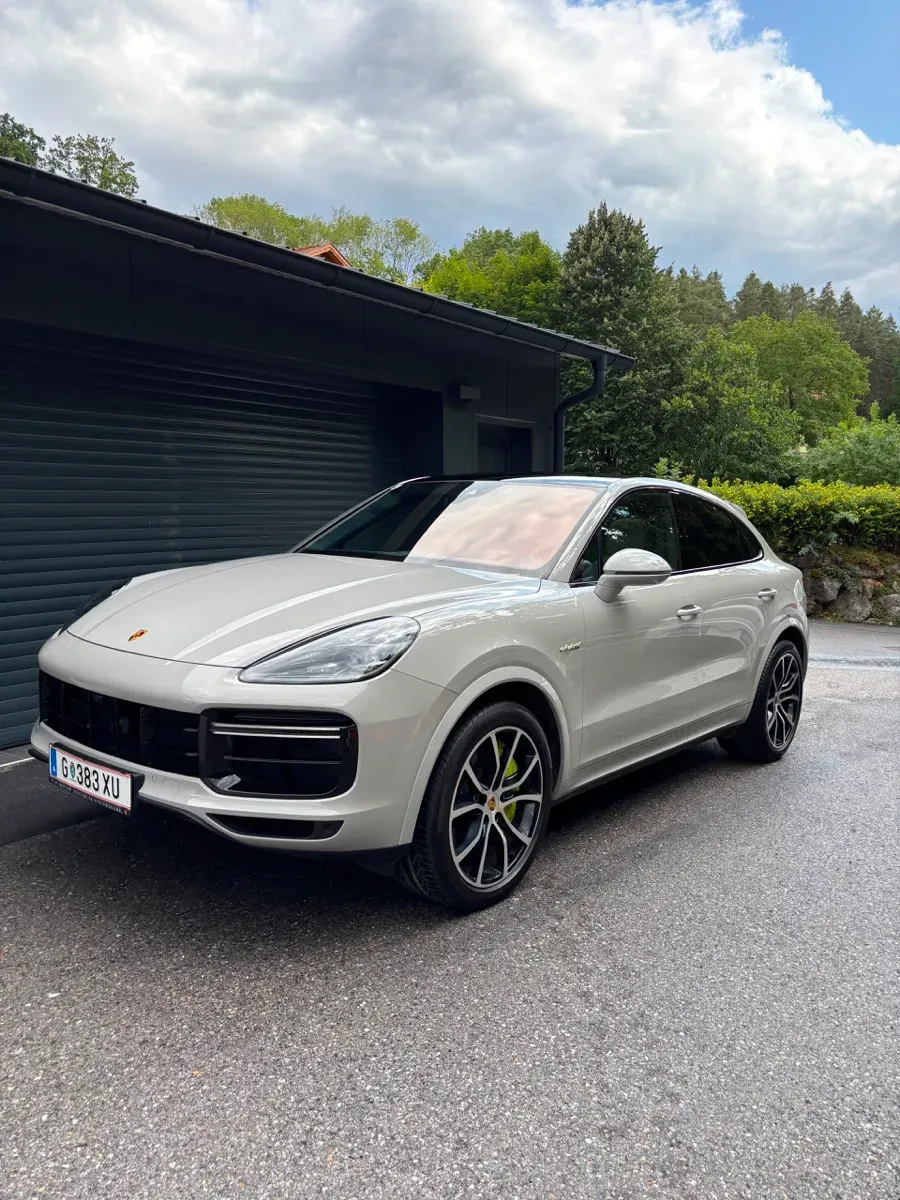 Porsche Cayenne 2019 photo 2