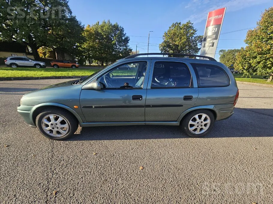 Opel Corsa 1999 photo 2