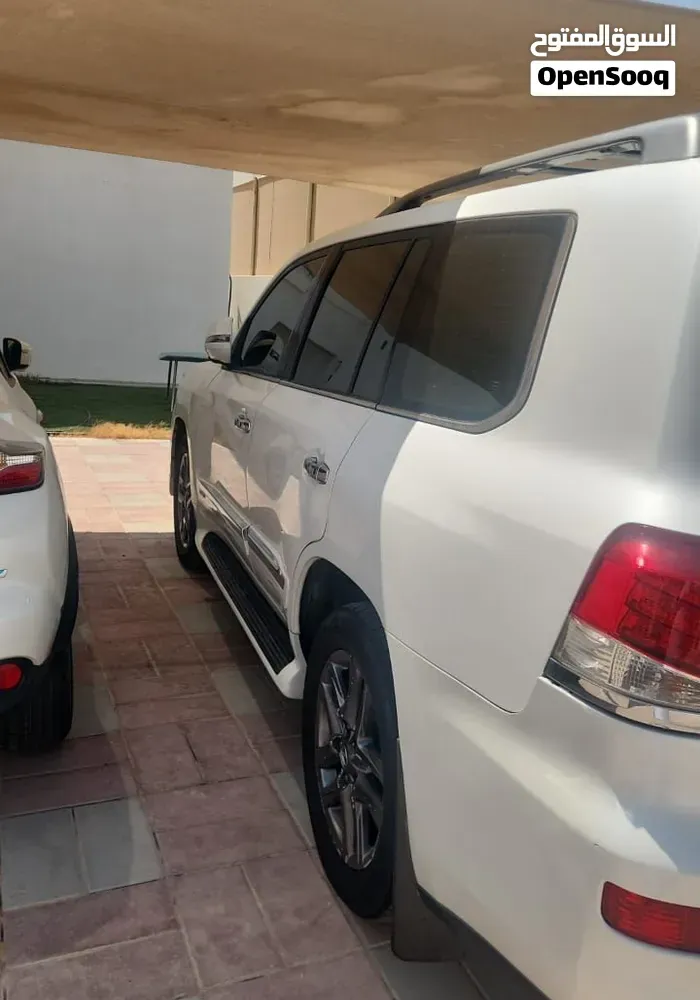 Lexus Lx 2013 photo 3