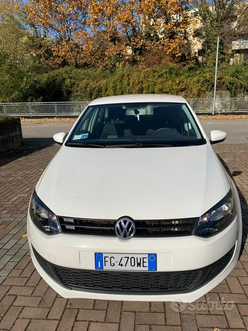 Volkswagen Polo 2012 photo 2
