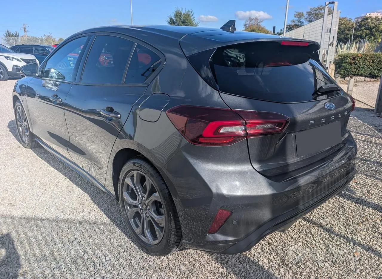 Ford Focus 2023 photo 4