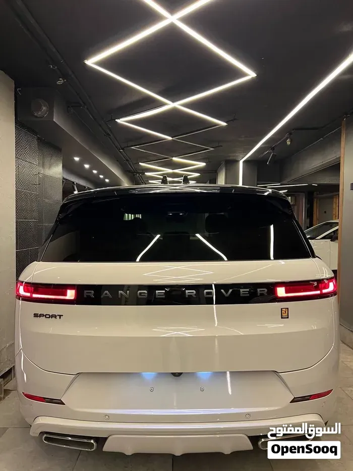 Land Rover Range Rover Sport 2026 photo 2