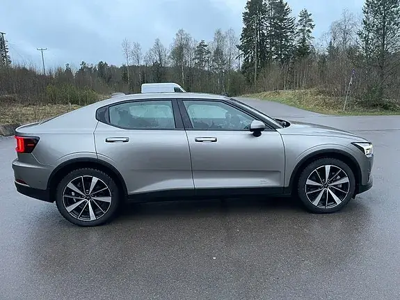 Polestar 2 2022 photo 4