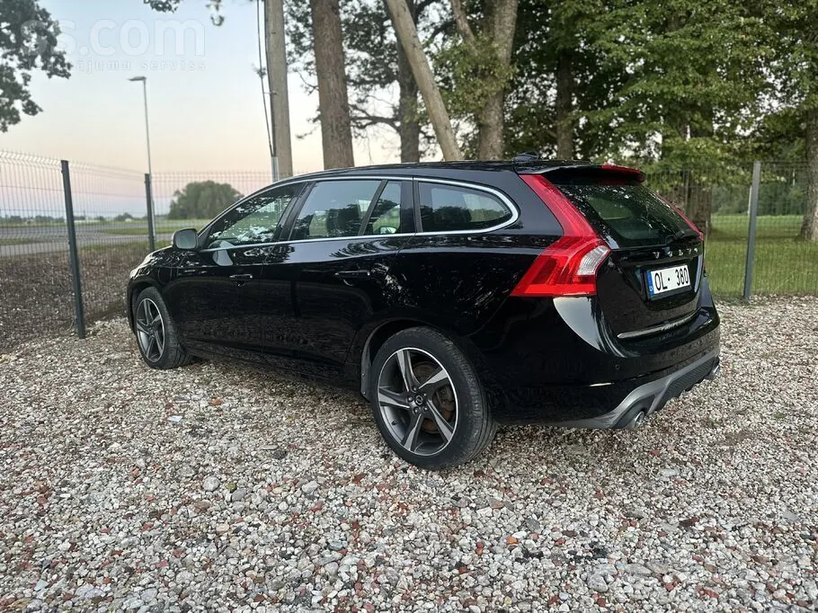 Volvo V60 2015 photo 4