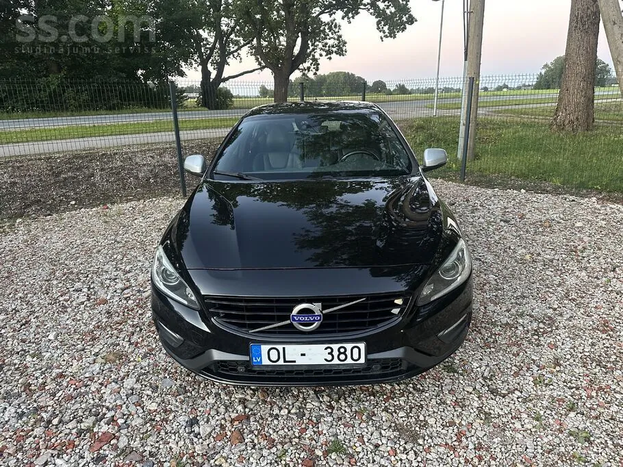 Volvo V60 2015 photo 3