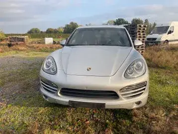 Porsche Cayenne 2012 photo 3