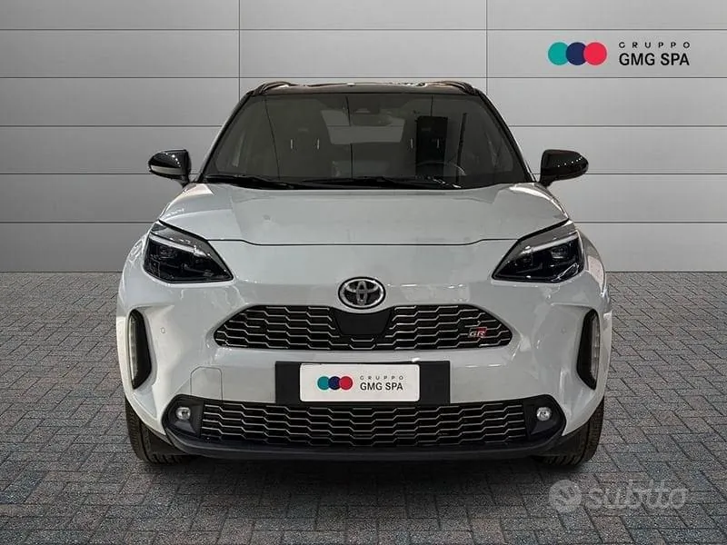 Toyota Yaris Cross 2023 photo 2