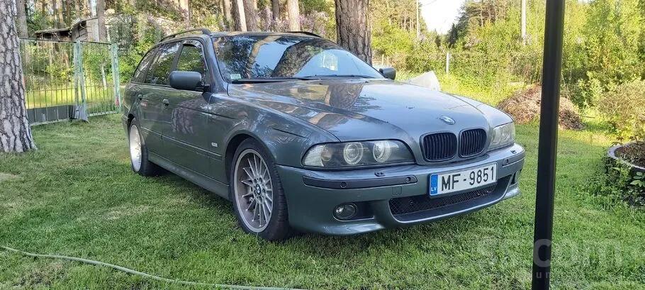 BMW 530