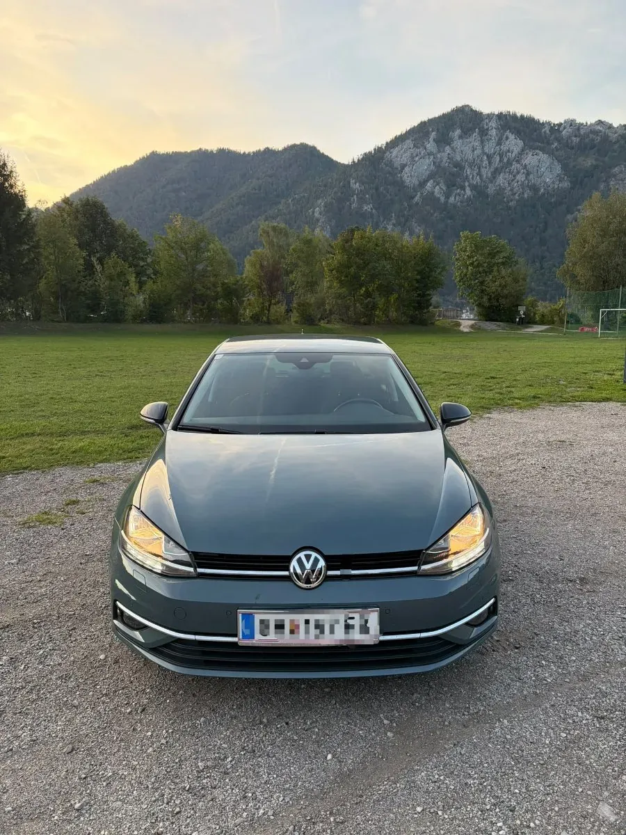Volkswagen Golf 2019 photo 2