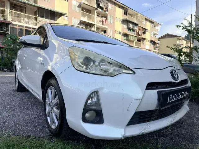 Toyota Prius C
