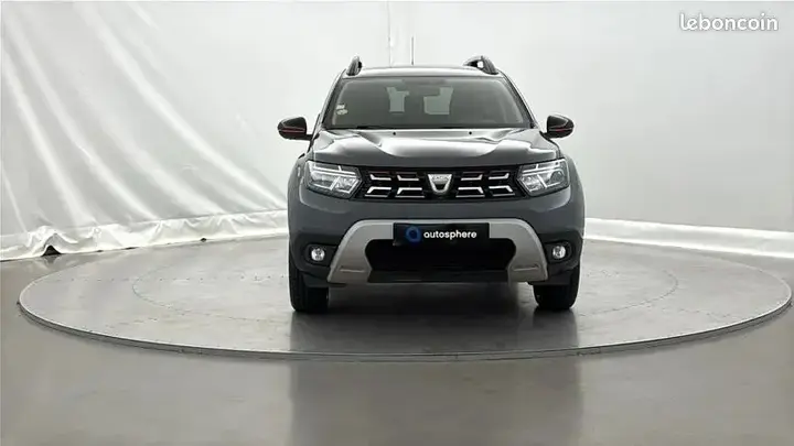 Dacia Duster 2022 photo 2