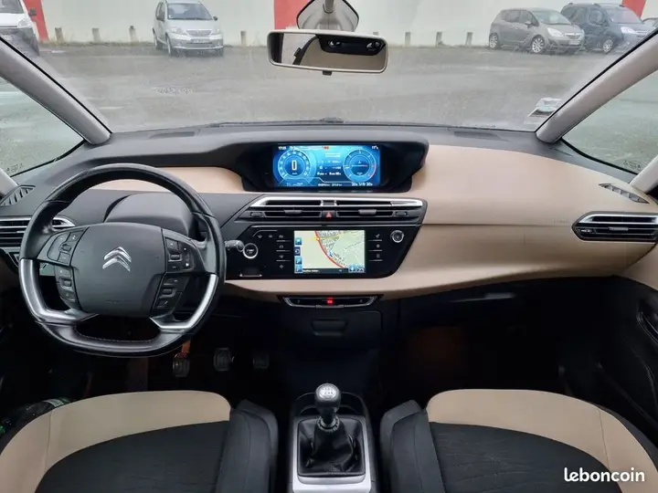 Citroen C4 Picasso 2016 photo 2