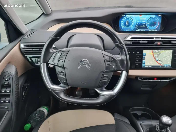 Citroen C4 Picasso 2016 photo 5