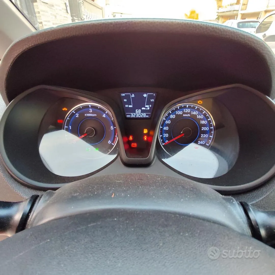 Hyundai Ix20 2011 photo 5