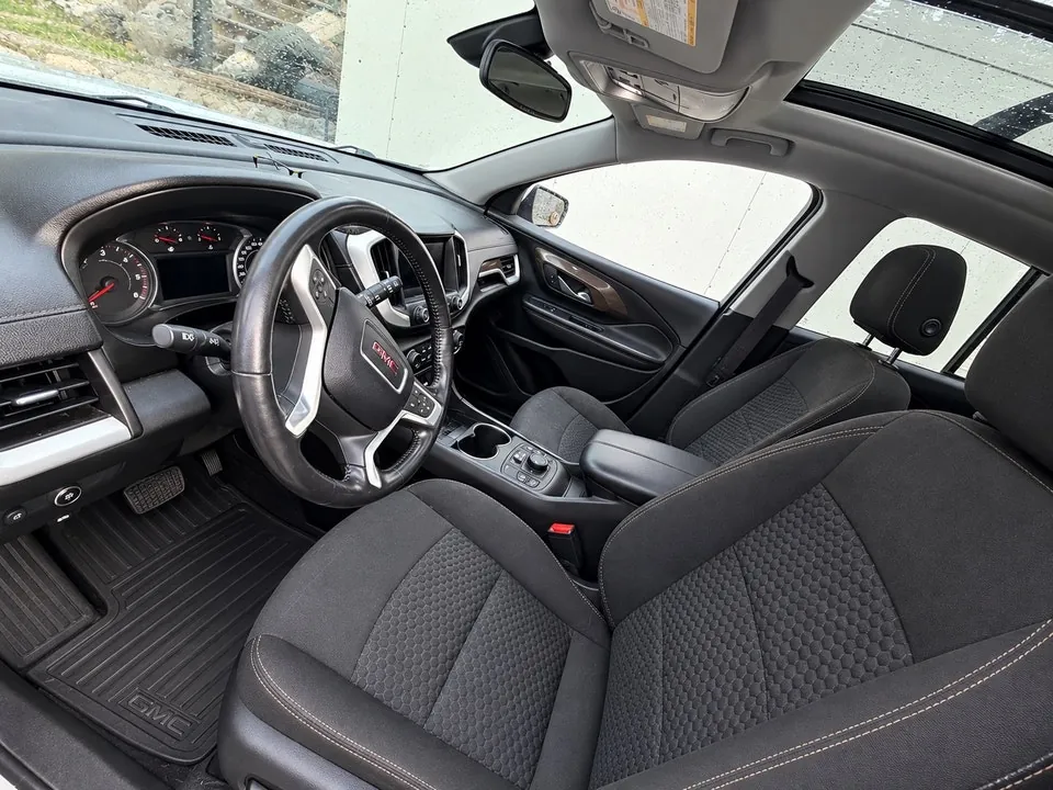 GMC Terrain 2018 photo 2