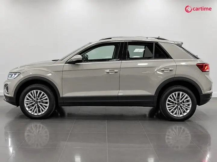 Volkswagen T-Roc 2023 photo 5