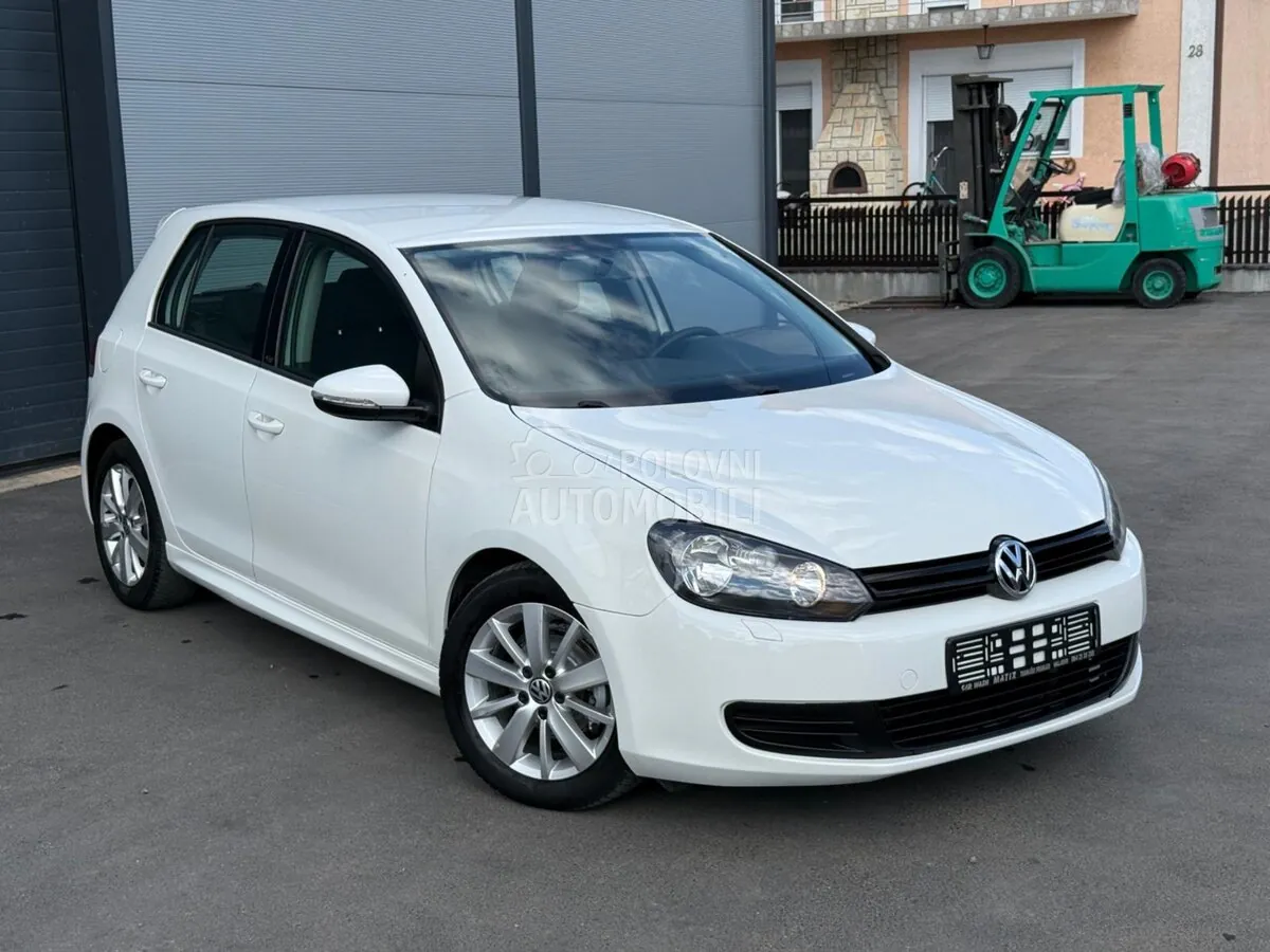 Volkswagen Golf 2012 photo 4