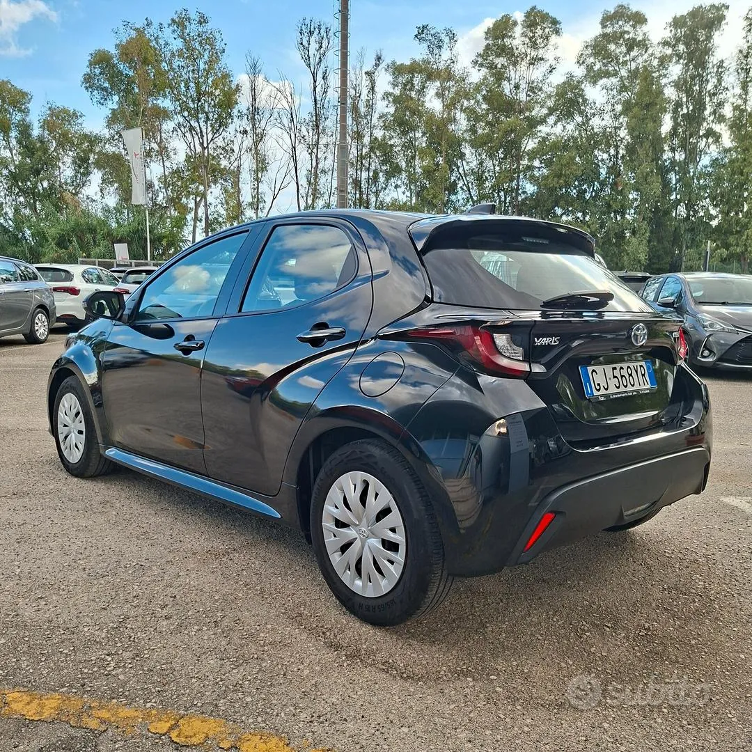 Toyota Yaris 2022 photo 5