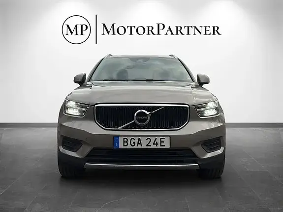 Volvo Xc40 2022 photo 2
