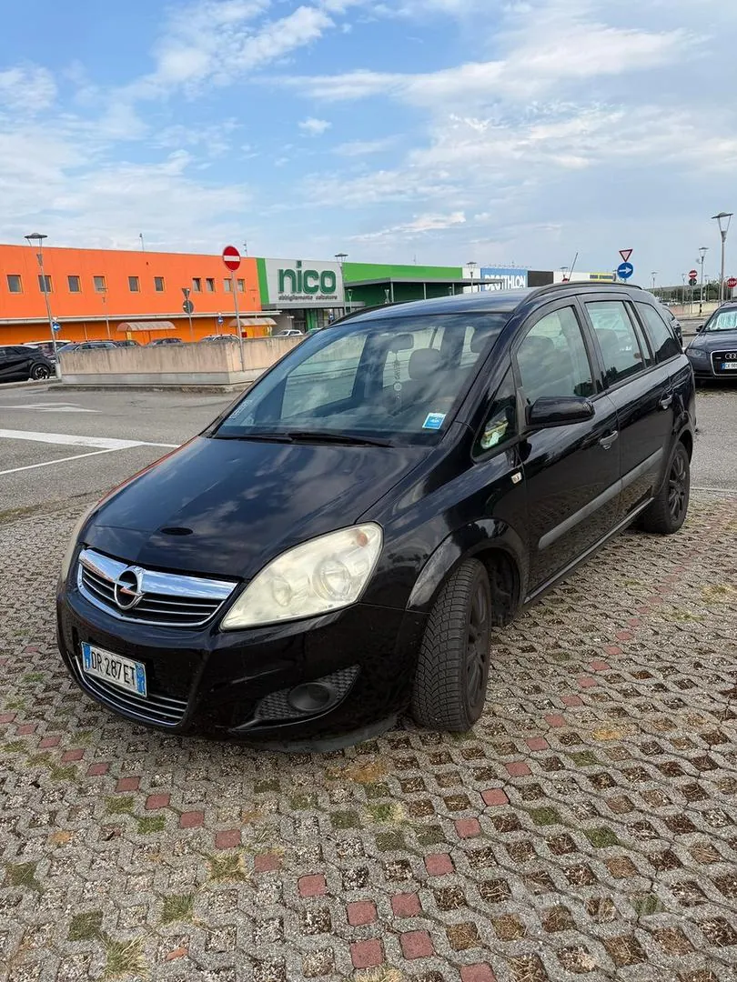 Opel Zafira 2008 photo 4