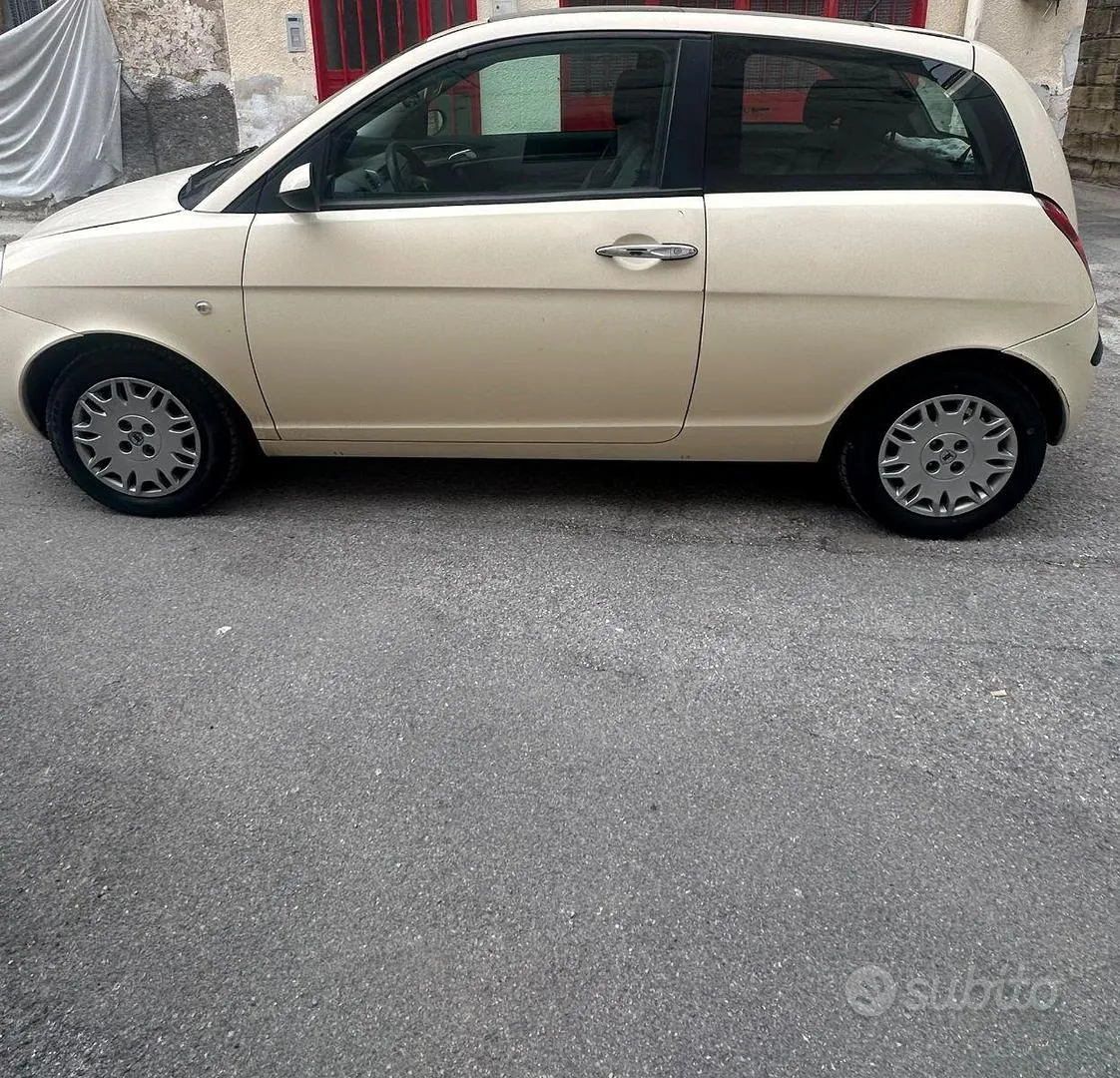 Lancia Ypsilon 2005 photo 2