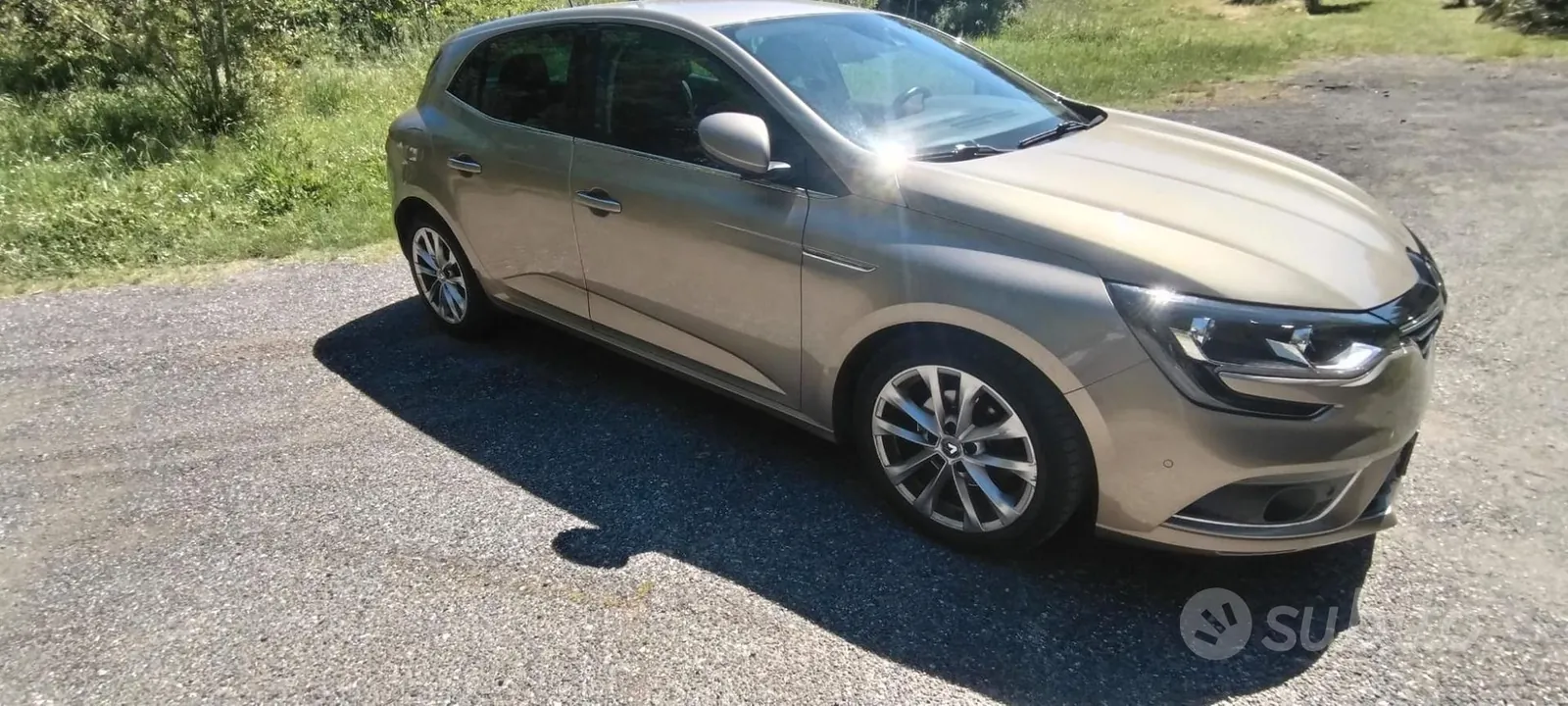 Renault Megane 2017 photo 2
