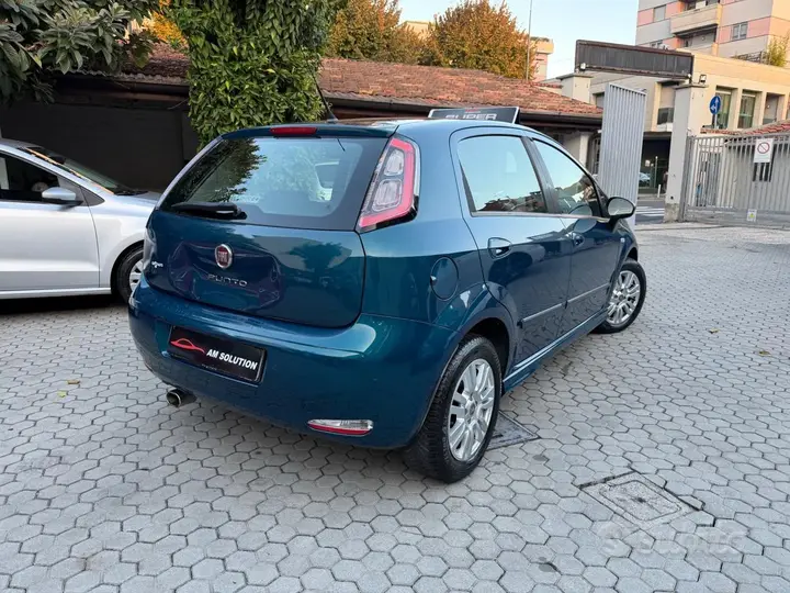 Fiat Punto 2013 photo 3