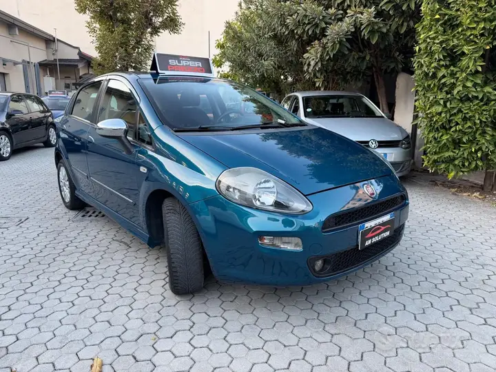 Fiat Punto 2013 photo 2