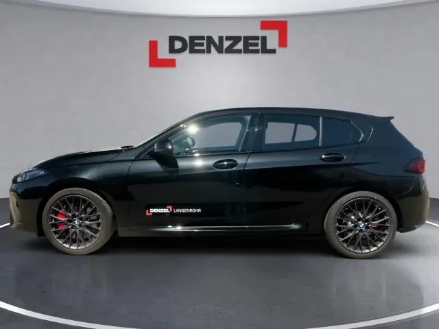 BMW 1 Series 2026 photo 2