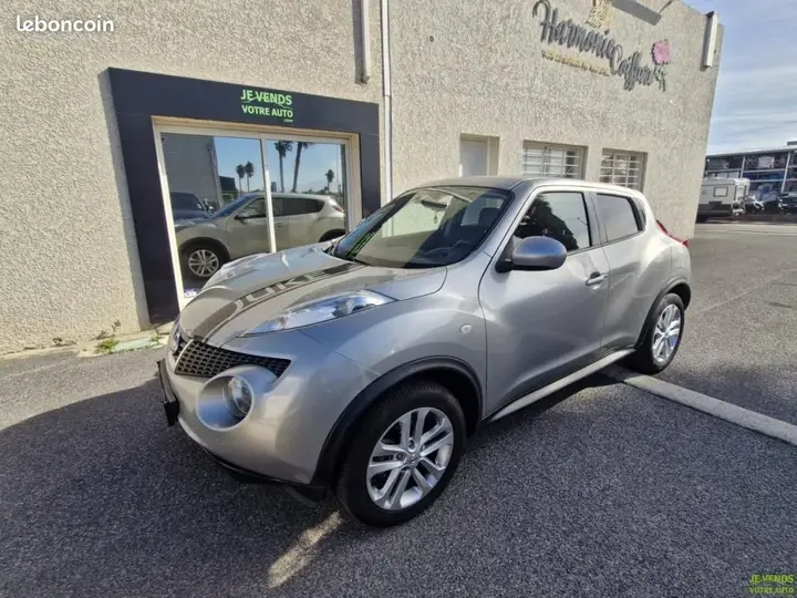Nissan Juke 2013 photo 2