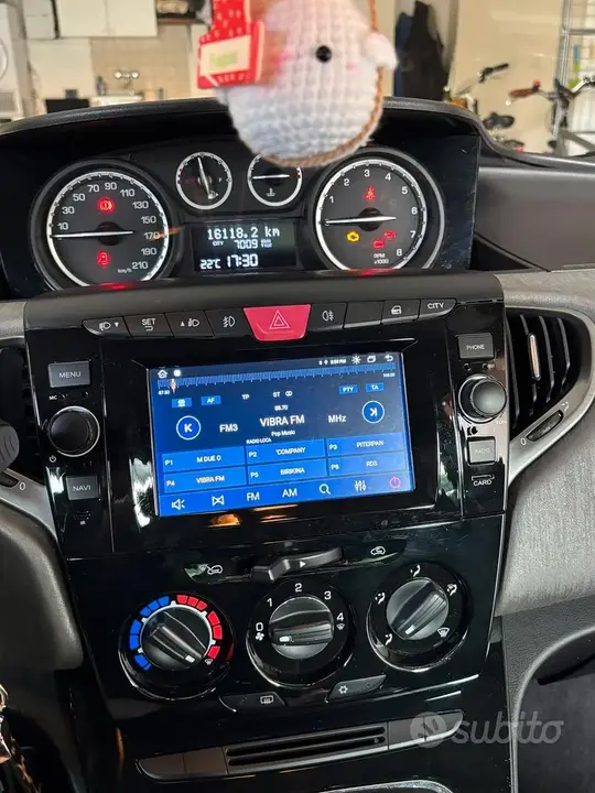 Lancia Ypsilon 2013 photo 4