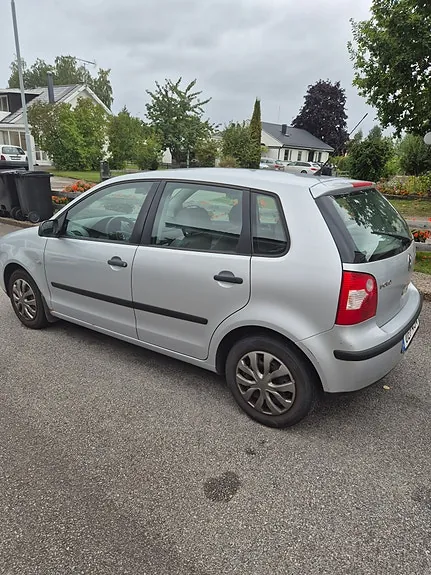 Volkswagen Polo 2003 photo 2