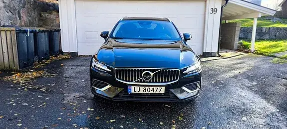 Volvo V60 2021 photo 2