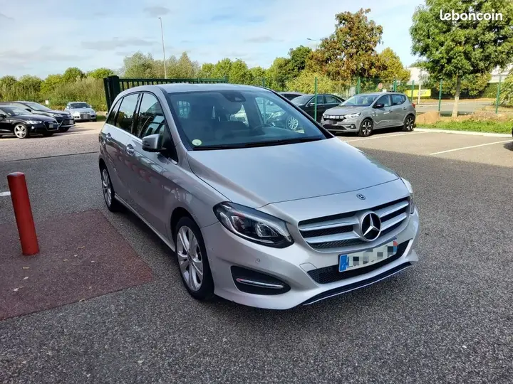 Mercedes-Benz B-Class 2017 photo 2