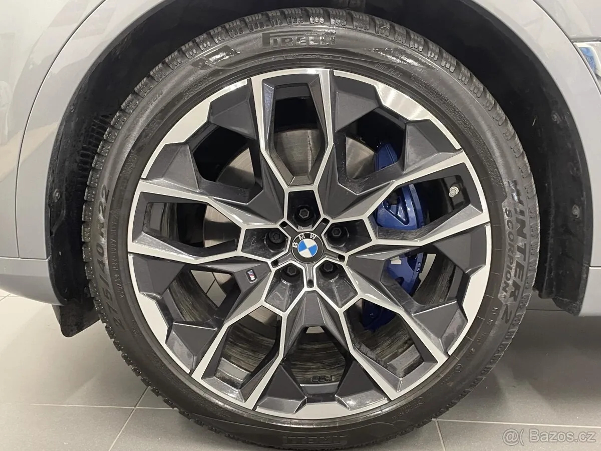 BMW X7 2023 photo 3