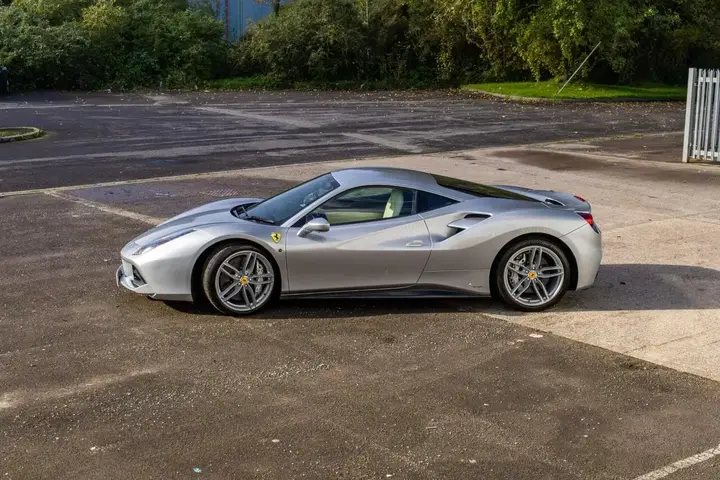 Ferrari 488 Gtb 2018 photo 4