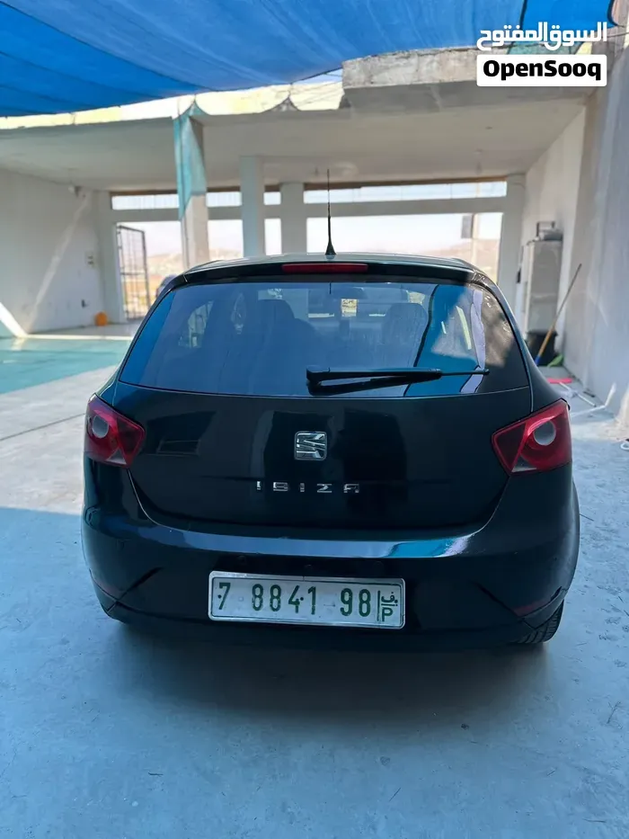 Seat Ibiza 2015 photo 3