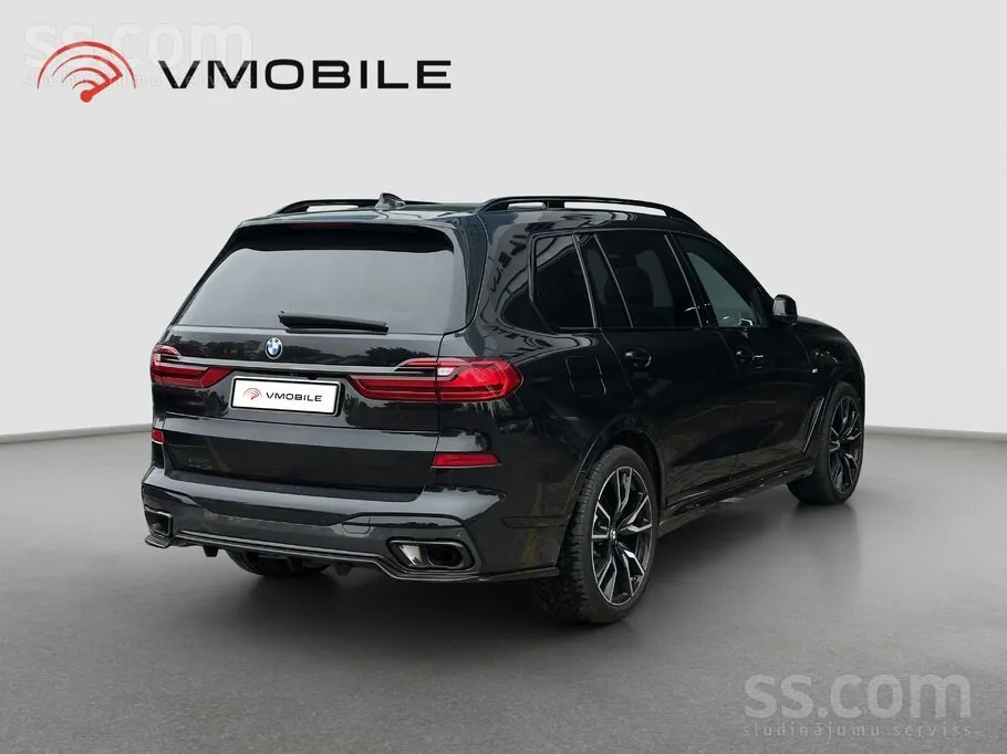 BMW X7 2022 photo 2